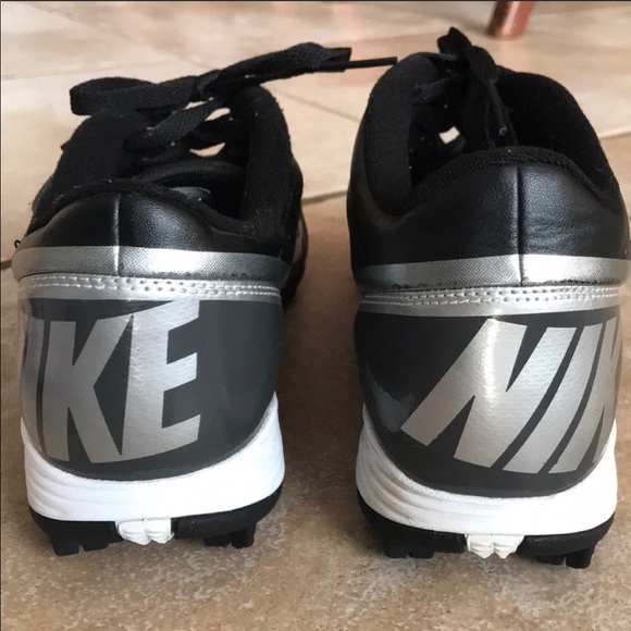 Nike Other - NIKE Football/ Lacrosse Cleat Size Men’s 8.5